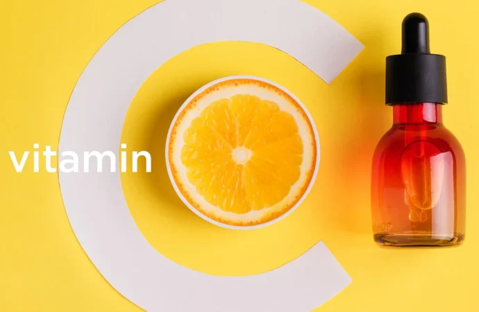 Vitamin C Serum Benefits for Pakistani Skin 2026
