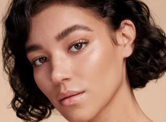 Cloud Skin: The Viral 2026 Beauty Trend That’s Replacing Glass Skin
