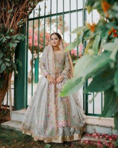 grand and luxurious look sharara and gharara