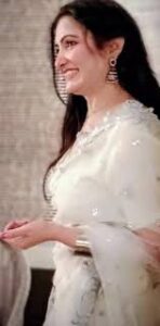 Urdu Poetry | Naina Adil 