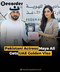 maya-ali---get-golden-award-in-uae